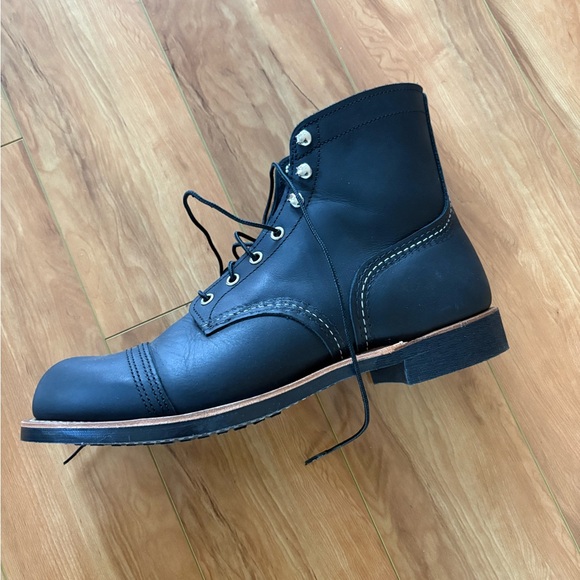 Red Wing Iron Rangers. Black. Size 10.5 - Picture 3 of 5